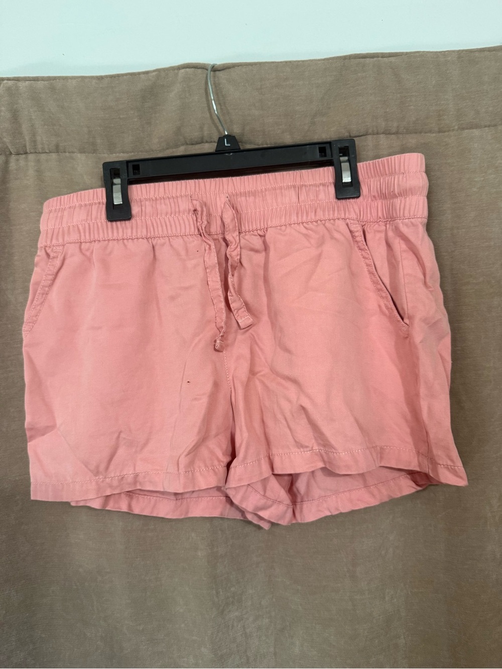 Southern Marsh Coral Elastic-Waist Pull-On Athletic Shorts